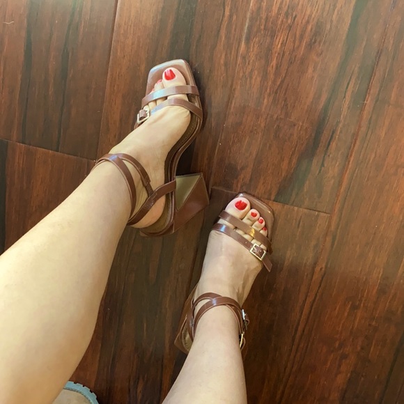 Brown block heels - Picture 2 of 2